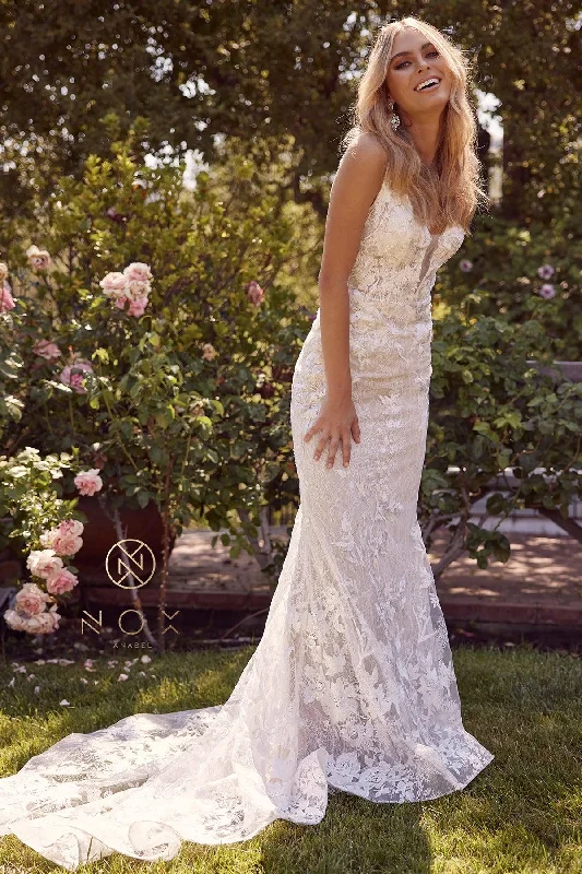 Price Slash Sleeveless Formal Long Wedding Gown